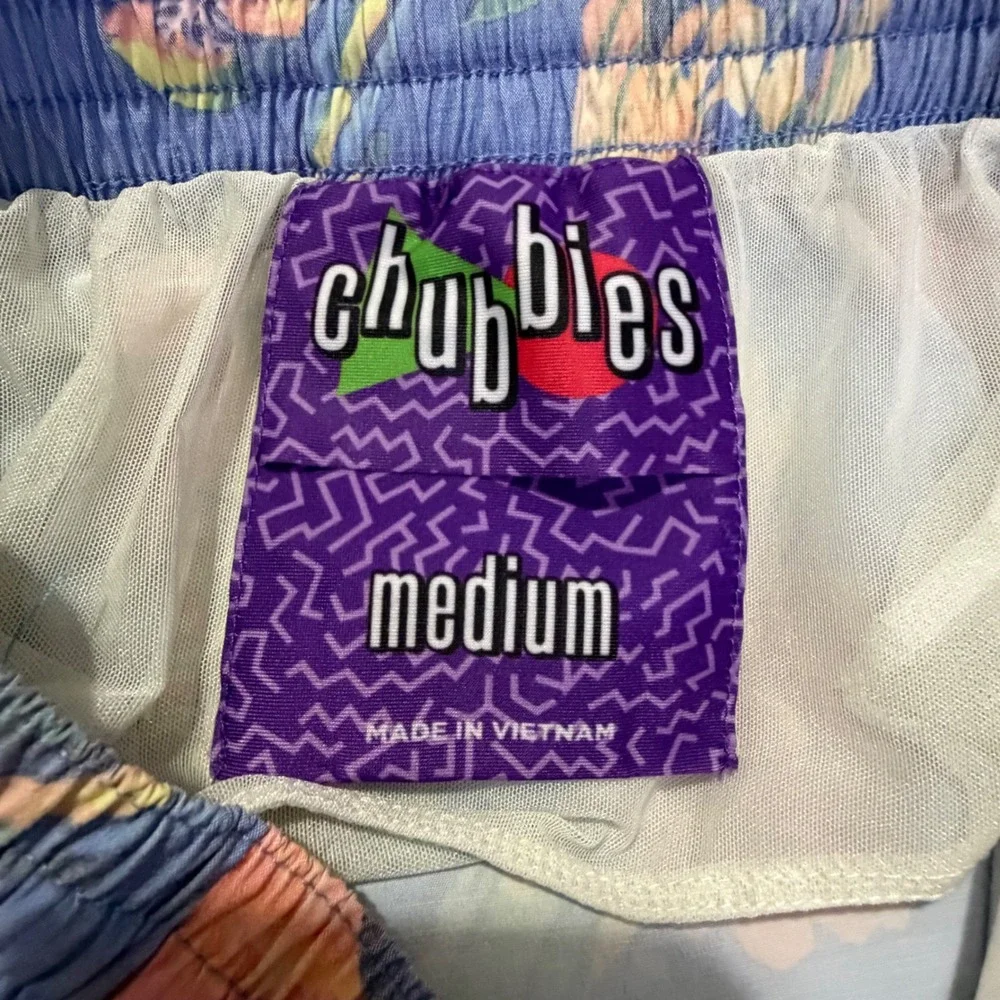 Chubbies Mens Medium Blue Parrot Hibiscus Tropical Floral Swim Trunks 7